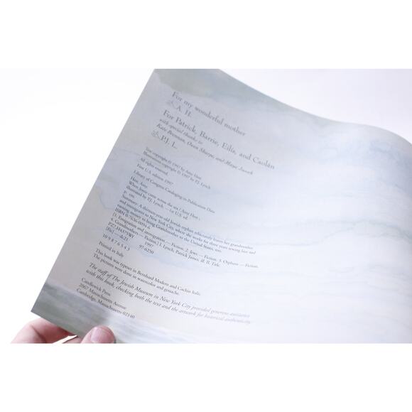 When Jessie Came Across the Sea, Amy Hest, Illustrated by P J Lynch, 1997, - Picture 2 of 4